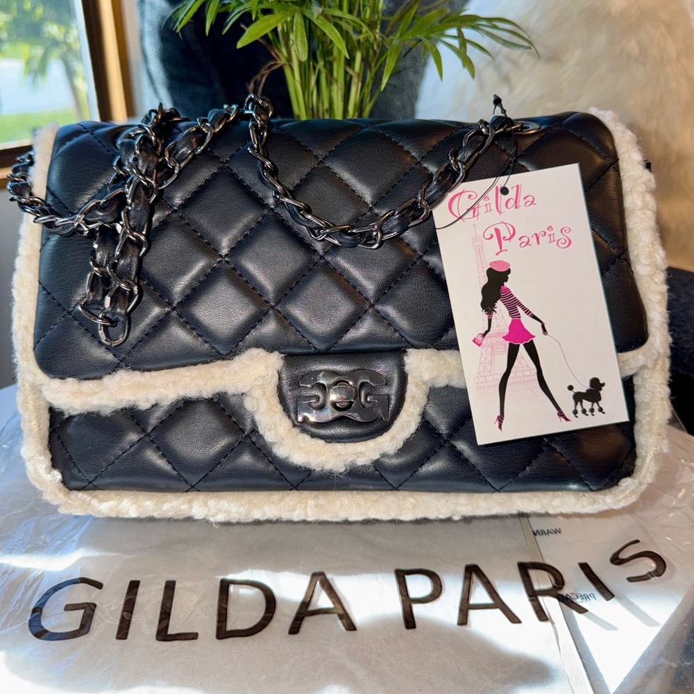 GILDA PARIS Black Quilted Shoulder Bag with Cream Trim
